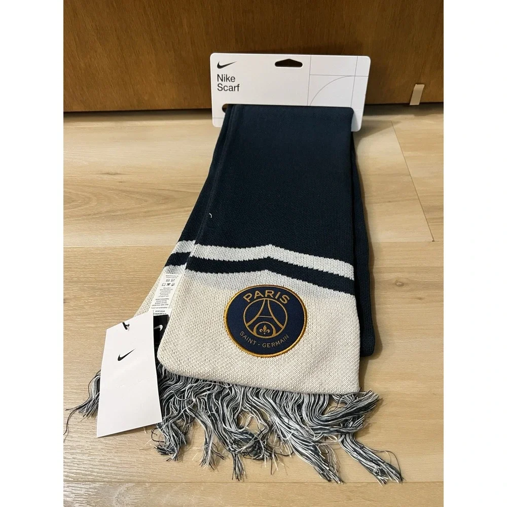 NWT NIKE Paris‎ Saint-Germain Local Verbiage Scarf Unisex New Navy Blue